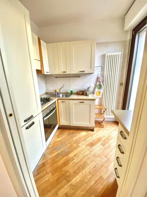 Apartment Con Posto Auto Riservato Tra Centro, Stazione Ed Ospedale *