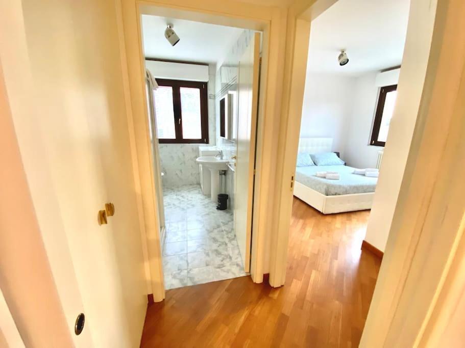Apartment Con Posto Auto Riservato Tra Centro, Stazione Ed Ospedale *